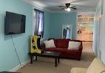 Location vacances Hampton - Beachfront Cottage Best Location in Ocean View! cottage-3