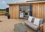 Location vacances  Chatsworth House - Hillside Hut-2