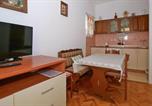 Location vacances Gradac - Gorgeous Apartment In Gradac With Wifi-3