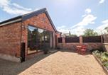 Location vacances  Gare de Crewe - Swallow Cottage-1