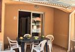 Location vacances Leucate - Charmante Villa T3 avec Terrasse, Parking et Proximité Plage - Idéale Familles, 5 Couchages - Fr-1-81-472-1