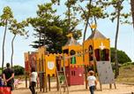 Camping avec Ambiance club Ars-en-Ré - FLOWER Camping Tamarins Plage-1
