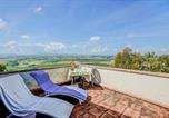 Location vacances Capannoli - 1 Bedroom Lovely Home In Palaia-2