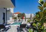 Location vacances Vir - Apartments Villa V2 with rooftop-1