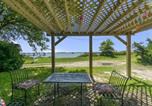 Location vacances Norfolk - Charming Waterfront Cabin Cabin-2