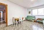 Location vacances La Puebla de Valverde - Beautiful Apartment In Camarena De La Sierra With Wifi And 2 Bedrooms-2