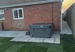 Location vacances Heacham - 3 Bed Cottage - Sleeps 5 - Pets - Garden - Parking-4