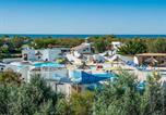 Camping avec Parc aquatique / toboggans Sausset-les-Pins - Camping SUNELIA  Le Clos du Rhône -1