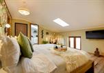 Location vacances Bucarest - Timeless Elegance Meets Modern Comfort - Stay in the Heart of the Old Town-2