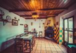 Location vacances  Albacete - House with private patio for 17-2