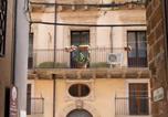Location vacances Caltagirone - Don Sturzo Apartment-4