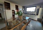 Location vacances Latour-Bas-Elne - Appartement Confortable avec Vue, Wifi et Climatisation - Fr-1-776-122-1