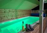 Location vacances Haifa - Apt with private hot pool-1