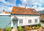 Location vacances Stibbard - The Beekeepers Cottage-2