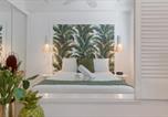 Location vacances Port Douglas - Palm Views at Coral Apartments-3
