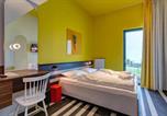 Hôtel Drogenbos - Meininger Hotel Bruxelles Gare du Midi-2