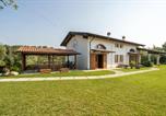 Location vacances Caprino Veronese - Macchia Rossa-2