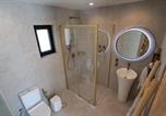 Location vacances Plomári - Niki Luxury Apartments Niki Suites Petra-3