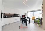 Location vacances Trois châteaux, muraille et remparts du bourg de Bellinzone - Easylife Swiss - Titanium 2pax Residenza Cinque824 Bellinzona-4