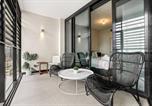 Location vacances Sydney - Stylish 2 Bed in Central Cbd with Pool & Gym-3