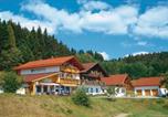 Location vacances  Gare de Straubing - Berggasthof-Pension Seminar- und Tagungshaus Menauer-3