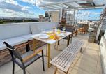 Location vacances  Hauts-de-Seine - Le Penthouse Pesaro C-2