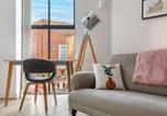 Location vacances  Gare d'Oxford - Stylish One Bed Room flat on New Inn Hall Street-3