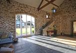 Location vacances Mold - New House Wrexham sleeps 4-3