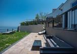 Location vacances Meriden - Coastal Retreat: Waterfront, Deck, Awesome Views-3