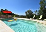 Location vacances  Saône-et-Loire - Burgundy Poolside Getaway-1
