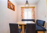 Location vacances Golling an der Salzach - Cozy Apartment In Sankt Koloman-3