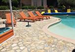 Hôtel Mas-Saintes-Puelles - Chalet tamaris bois-3