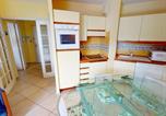 Location vacances Menton - Confortable 2p en centre-ville avec parking et terrasse - Fr-1-196-366-3