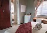 Location vacances Pretoria - Kniff un Gaffel Guest House-3