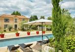 Location vacances  Gers - La Bastide 1767 Villa de charme avec piscine 15x5, climatisation, 4 chambres, cuisine extérieur-1