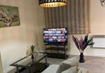 Location vacances  Gare de Wolverhampton - Casa En-suite room w fast wifi, Netflix garden view-2