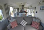 Location vacances Aberporth - Clifftop Carriage-3