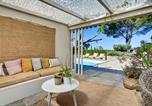 Location vacances Cucuron - Bastide des Sarrières à -d'1 km de Lourmarin - Piscine chauffée, cuisine d'été, pool house, sauna-4