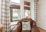 Location vacances  Gare d'Halifax - Upper Highlees Farm-3