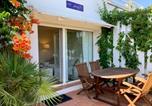 Location vacances Viladamat - Studios Coll, Terrace & Pool-2