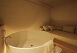 Location vacances  Dražmirovac - Hedonist Spa-1