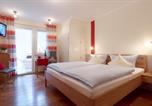 Hôtel Wiesemscheid - Ferienhaus Zenz - Gästezimmer im Winzerhaus-4