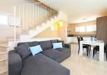 Location vacances Manerba del Garda - Villa Iris Manerba private pool-3