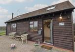 Location vacances  Gare Foregate de Worcester - The Barn on The Lagoon-3
