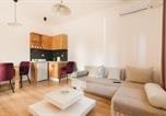 Location vacances  Edessa - Apartments Bubbles with pool-2