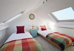 Location vacances  Gare de Knaresborough - Host & Stay - Prospect Retreat-4