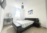 Location vacances Sète - Joli T2 climatisé proche centre avec parking privé et loggia - Sète - Fr-1-338-544-4