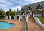 Location vacances Bellville - Dark Chocolate Guest House-2