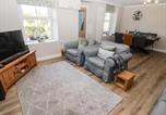Location vacances  Gare de Ton Pentre - Golygfa Bryn-4