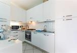 Location vacances Porto Azzurro - Il Porto Bilocale 11 con piscina - Goelba-2